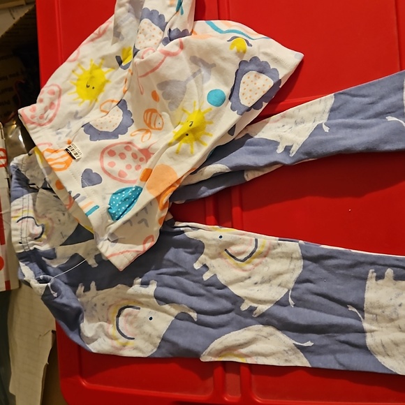 Carter's Just One You bottom set 5T - Picture 1 of 1